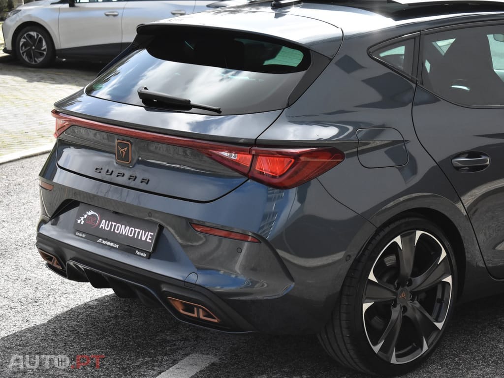 Cupra Leon 1.4 e-Hybrid VZ DSG