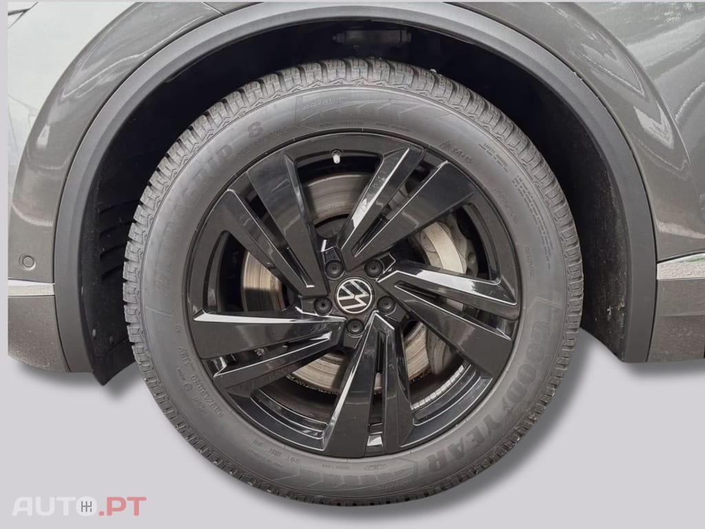 Volkswagen Touareg I.V.A DEDUTIVEL 3.0 TSI eHybrid
