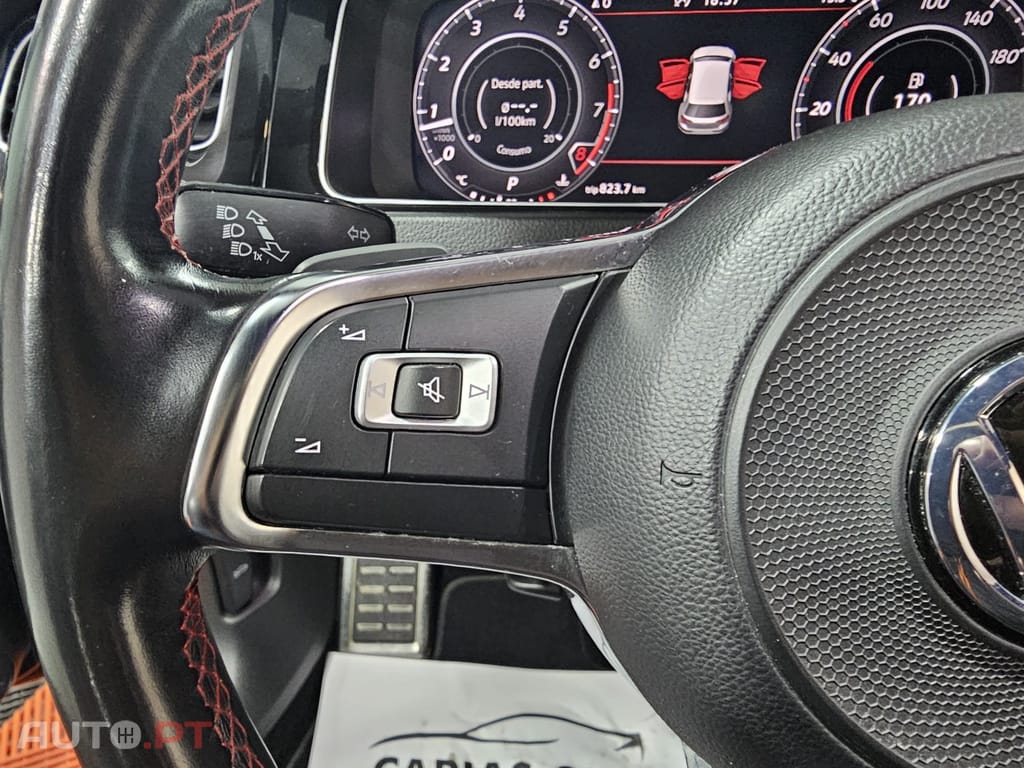 Volkswagen Golf 2.0 TSI GTI DSG Performance