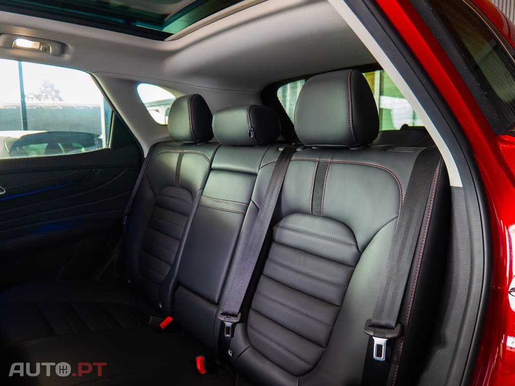 MG EHS 1.5 T-GDI Plug-in Hybrid Luxury