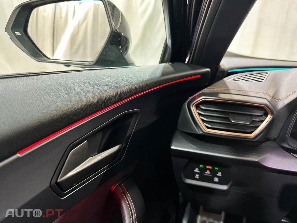 Cupra Formentor 1.5 e-Hybrid DSG VZ Black Edition