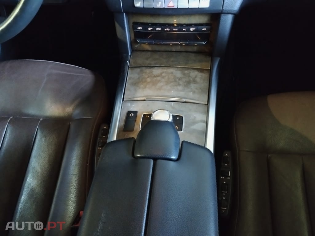 Mercedes-Benz E 300 Bluetec Hybrid Avantgarde