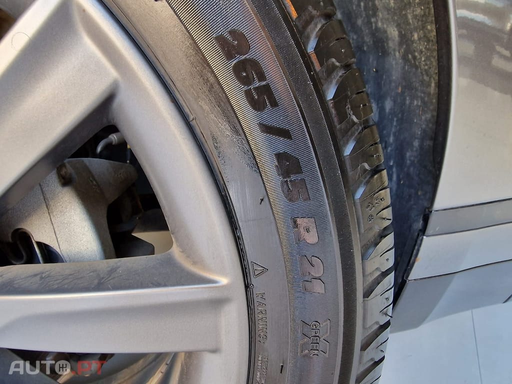 Land Rover Velar 2.0 R-Dynamic 241cv