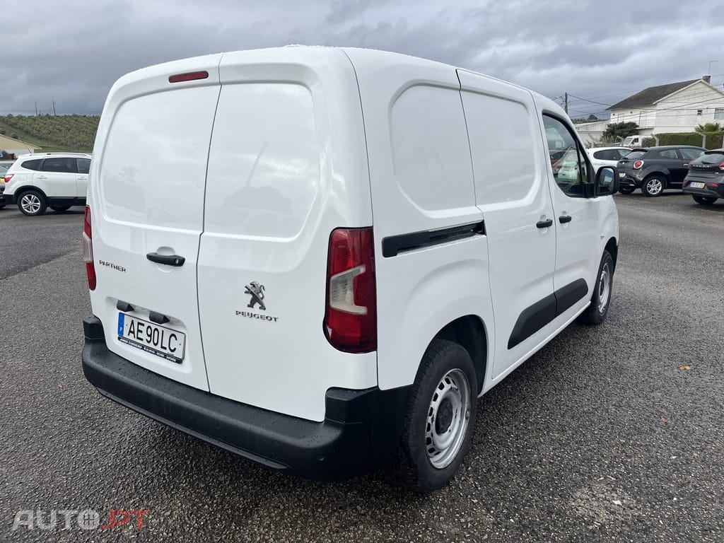 Peugeot Partner 1.5 BlueHDi Pro Standard