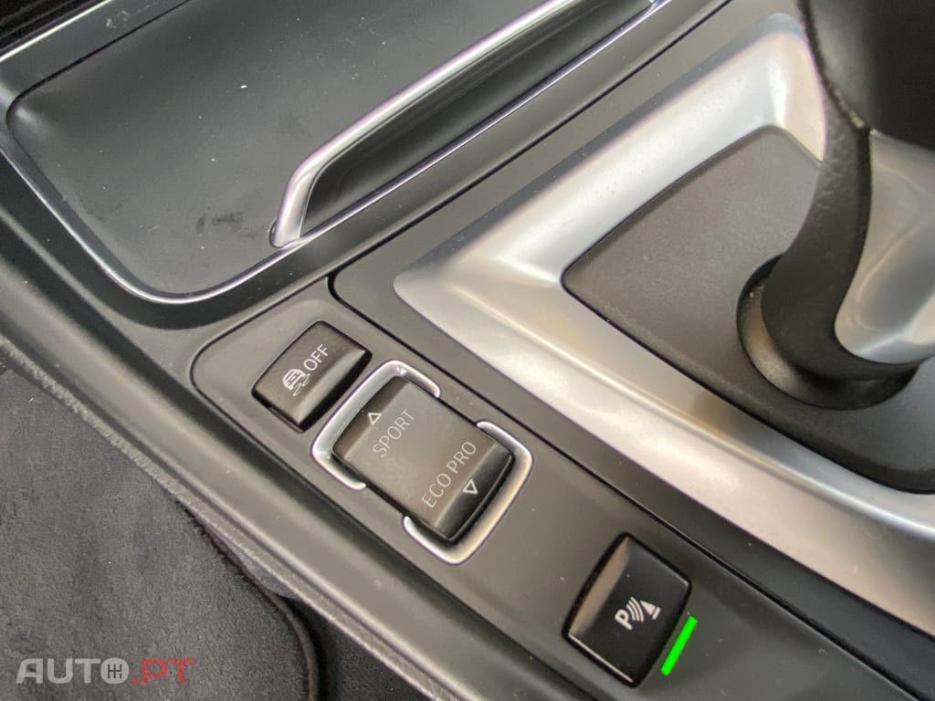 BMW 330 e iPerformace Line Sport Auto