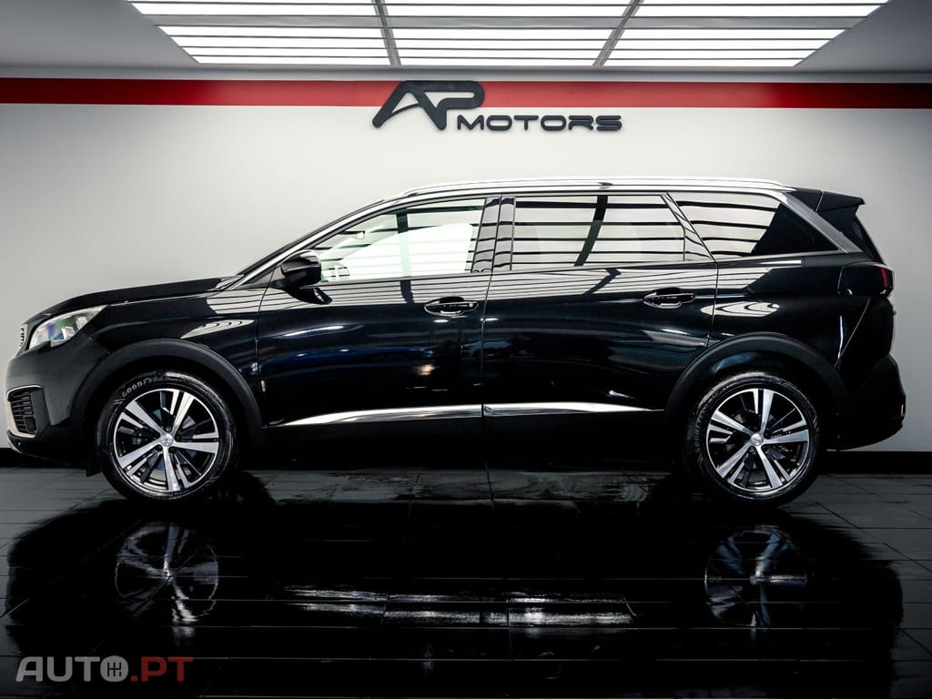 Peugeot 5008 1.5 BlueHDi Allure