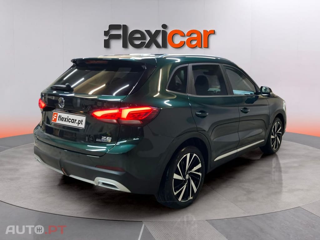 MG ZS 1.5 Hybrid+ Luxury