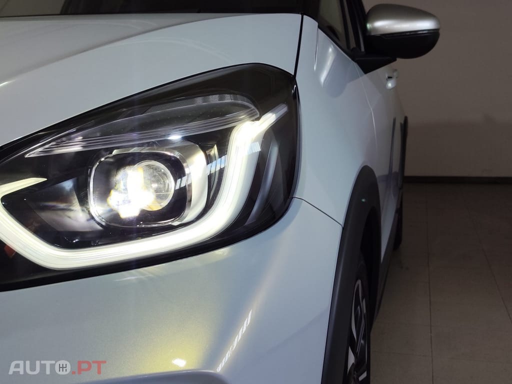 Honda Jazz 1.5i-MMD Crosstar Executive