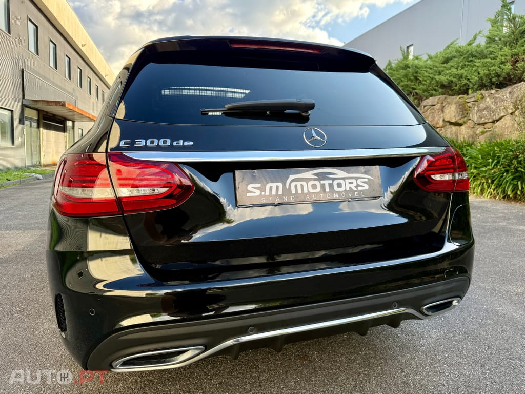 Mercedes-Benz C 300 de AMG Line