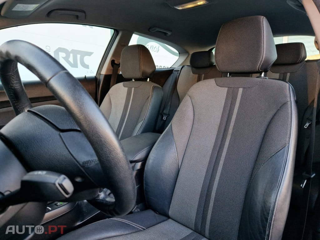 BMW 116 d Line Urban Auto