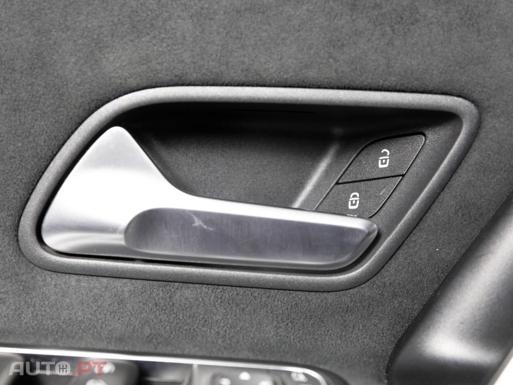 Mercedes-Benz CLA 250 e AMG Line