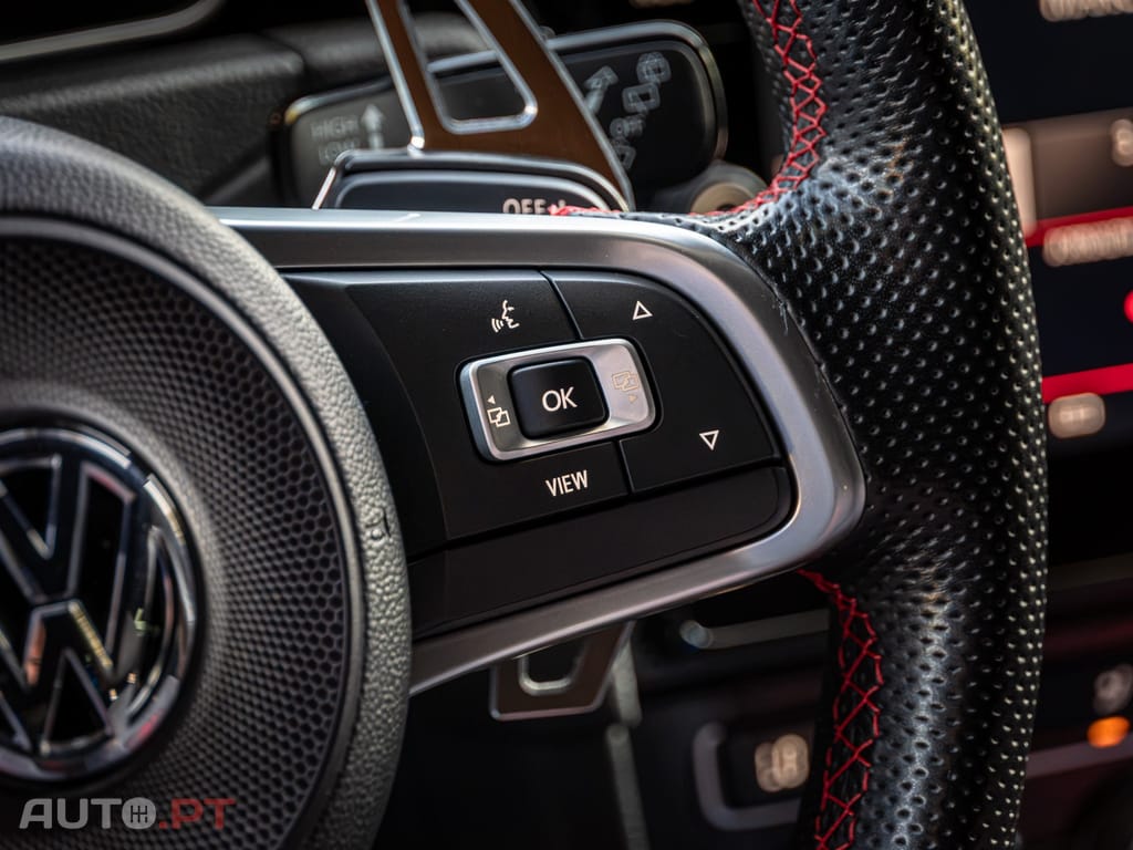 Volkswagen Golf 2.0 TSI TCR DSG