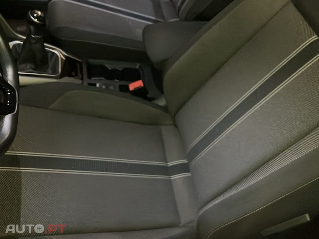 Volkswagen T-Roc 1.0 TSI