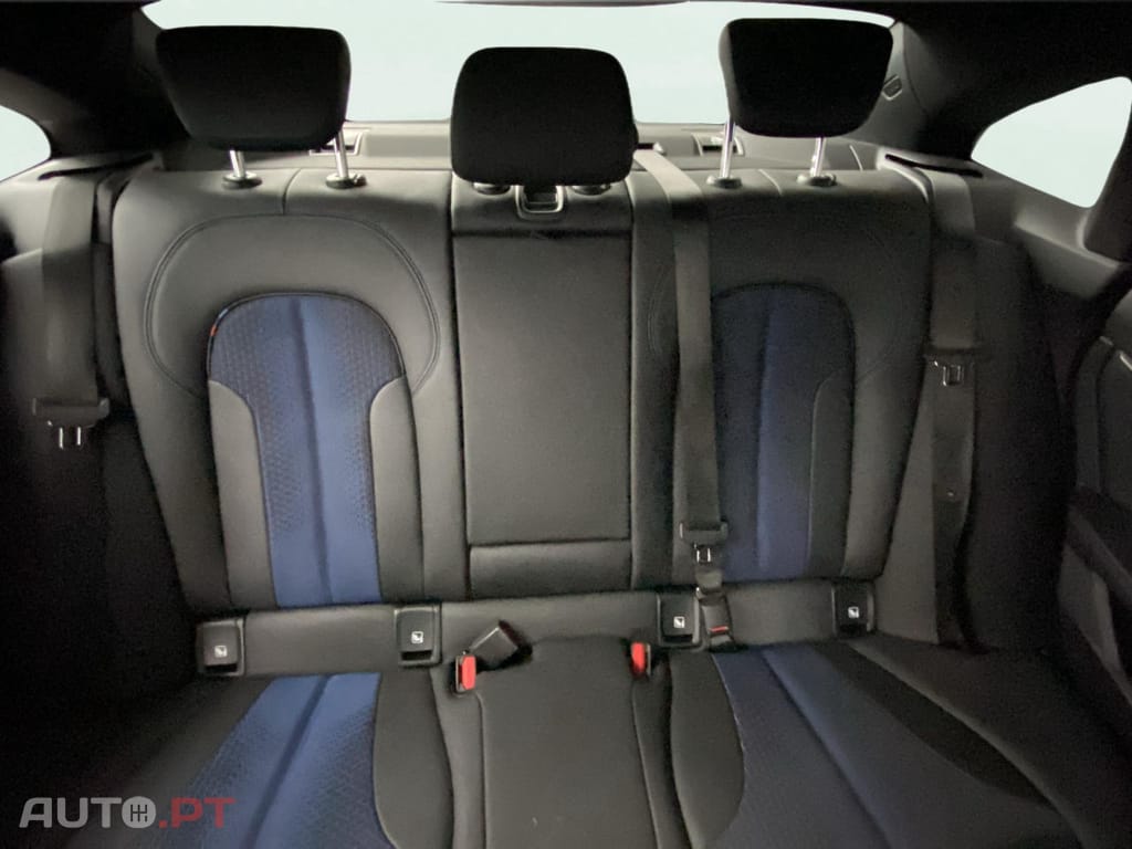 BMW 216 d Pack Desportivo M