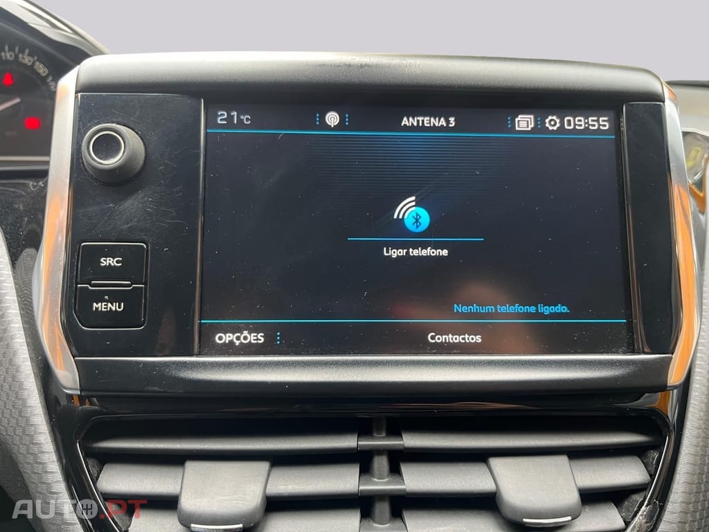 Peugeot 2008 1.2 e-VTi Style
