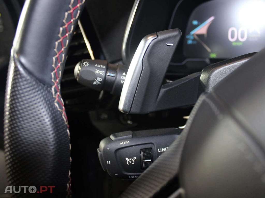 DS DS7 E-Tense 4x4 Performance Line +