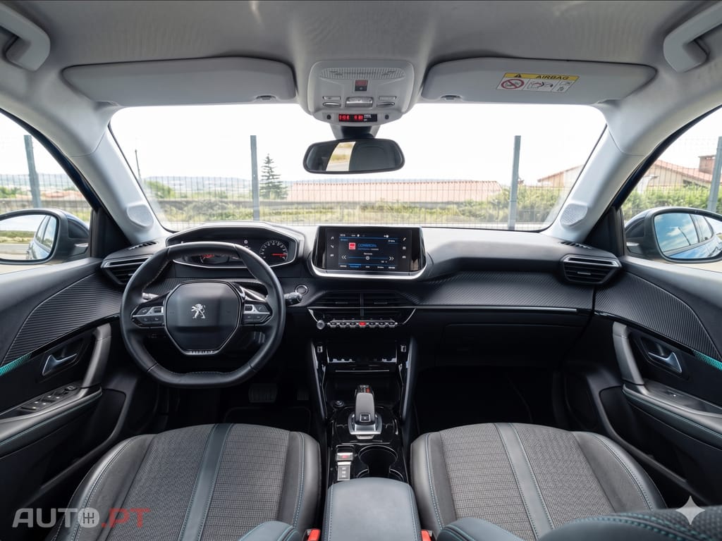 Peugeot 208 Puretech Allure