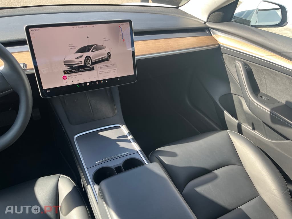 Tesla Model 3 Standard Range Plus RWD