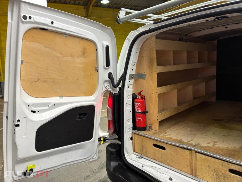 Peugeot Partner 1.5 BlueHDi Premium Longa