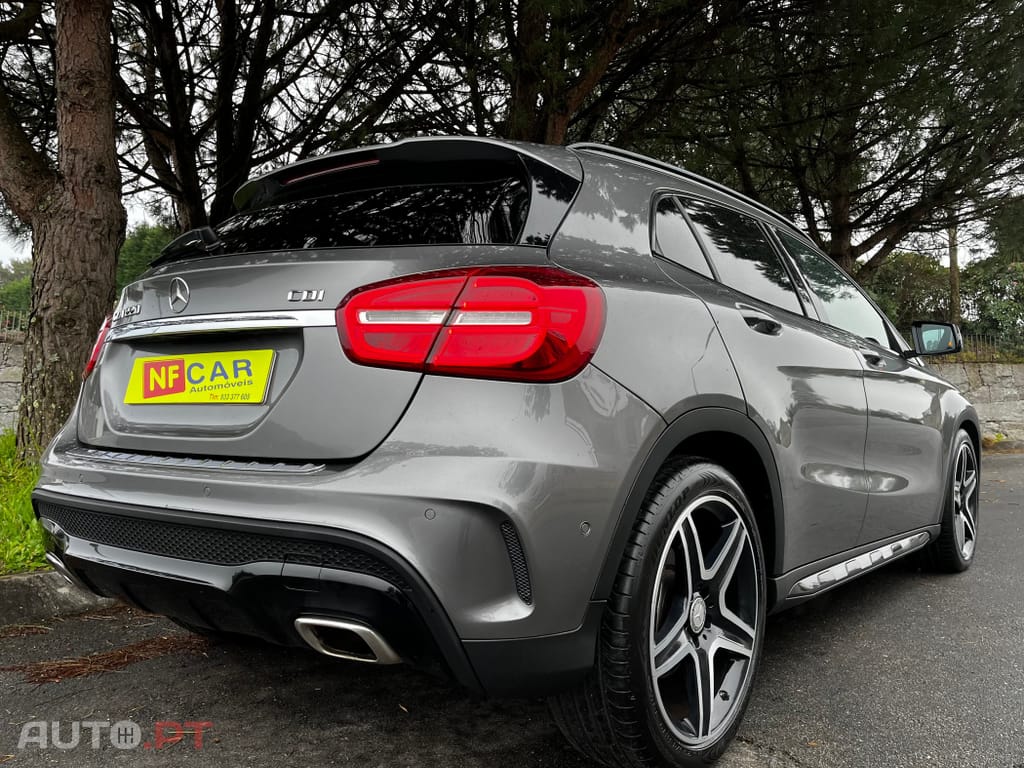 Mercedes-Benz GLA 220 Automático