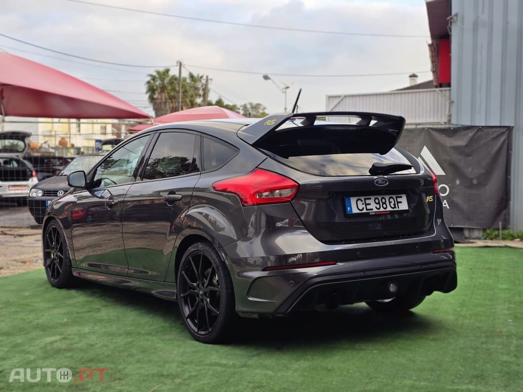 Ford Focus 2.3 EcoBoost RS Pack Performance