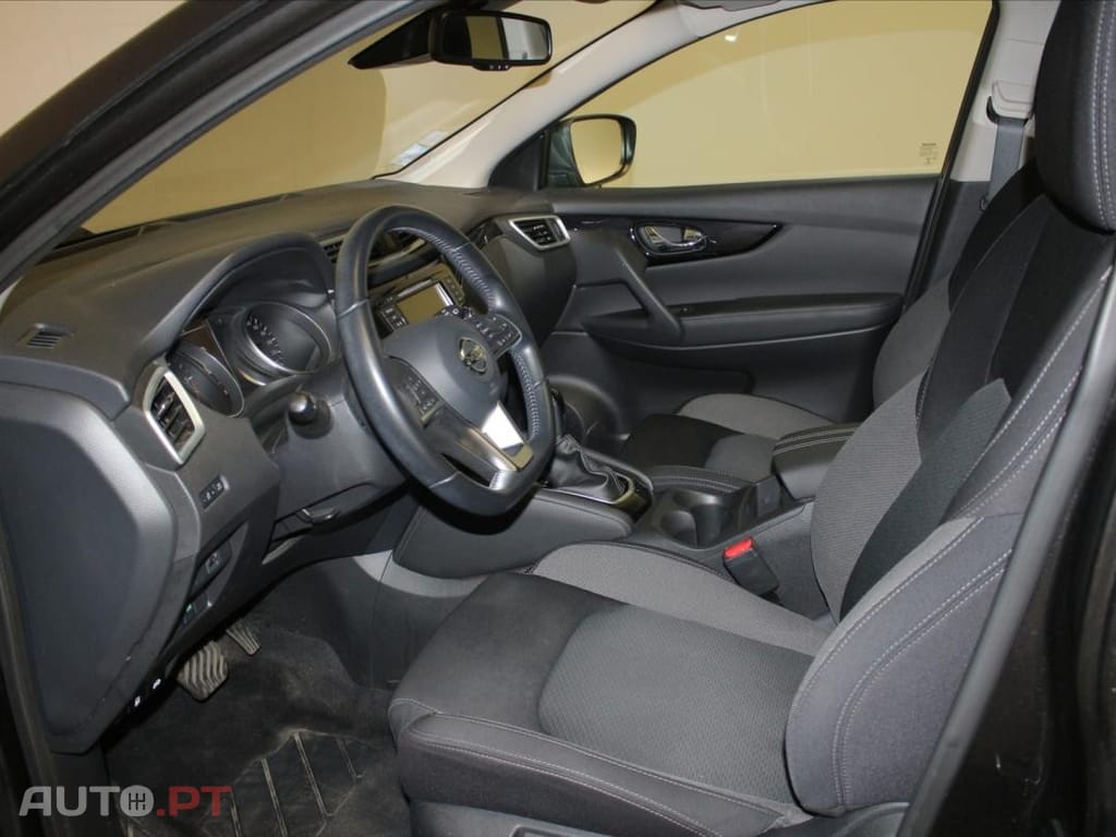 Nissan Qashqai 1.5 dCi N-Connecta DCT