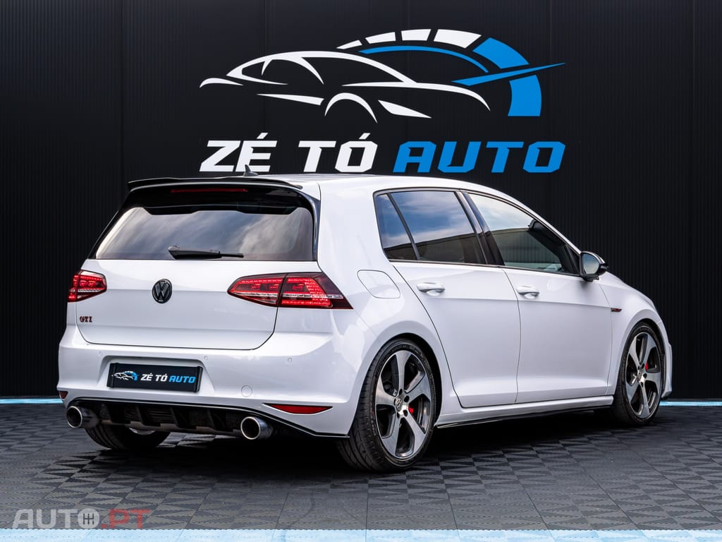 Volkswagen Golf 2.0 TSi GTi DSG Performance