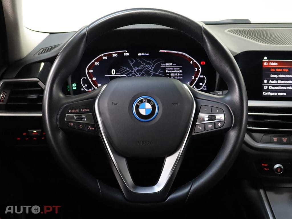 BMW 330 e Auto Corporate Edition