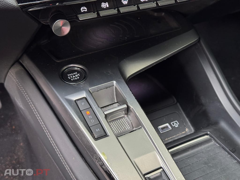Peugeot 308 1.2 PureTech Allure EAT8