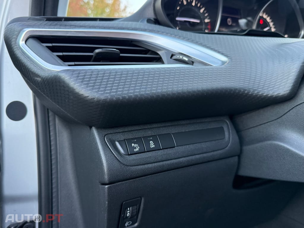 Peugeot 208 1.2 PureTech Allure