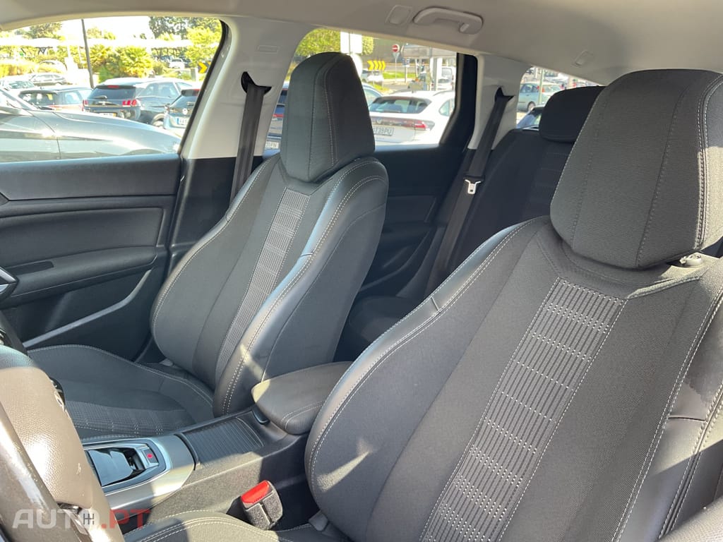 Peugeot 308 1.5 BlueHDi Allure