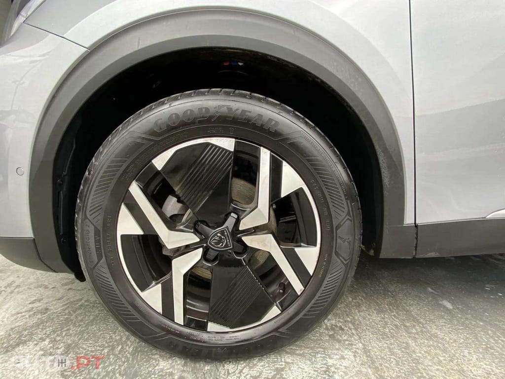 Peugeot 2008 1.2 PureTech Allure