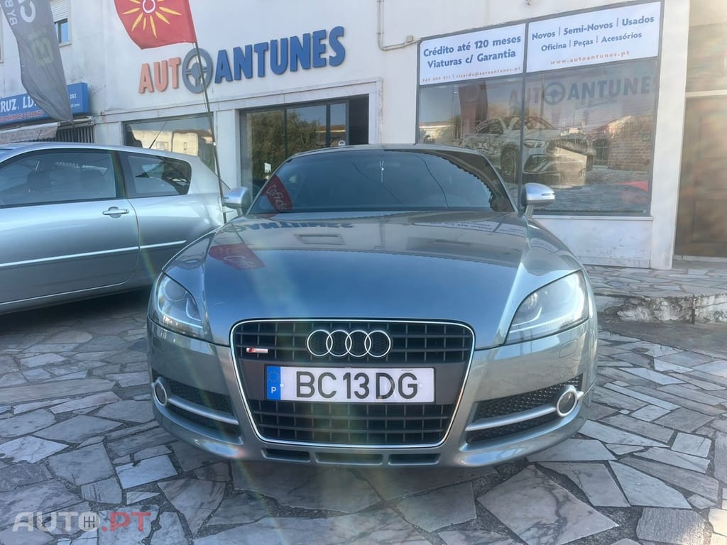 Audi TTS 2.0 TFSi quattro S Tronic