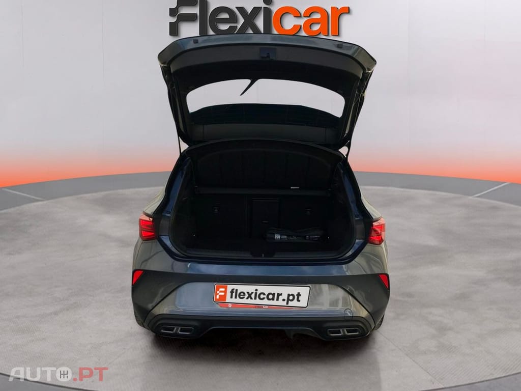 Cupra Leon 1.5 eTSI MID DSG