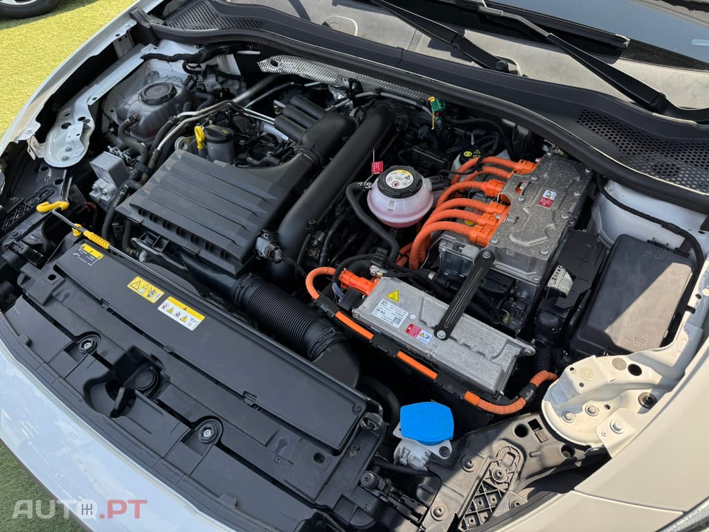 Seat Leon 1.4 e-Hybrid FR DSG