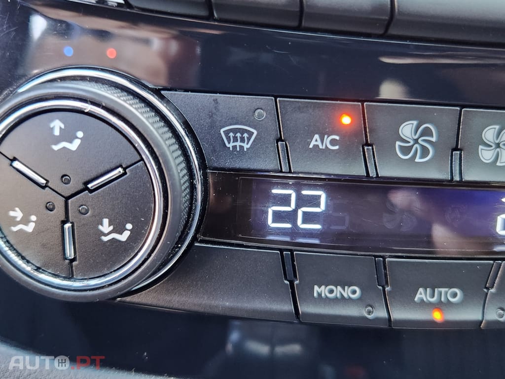 Peugeot 508 RXH 2.0 HDi Hybrid4 2-Tronic