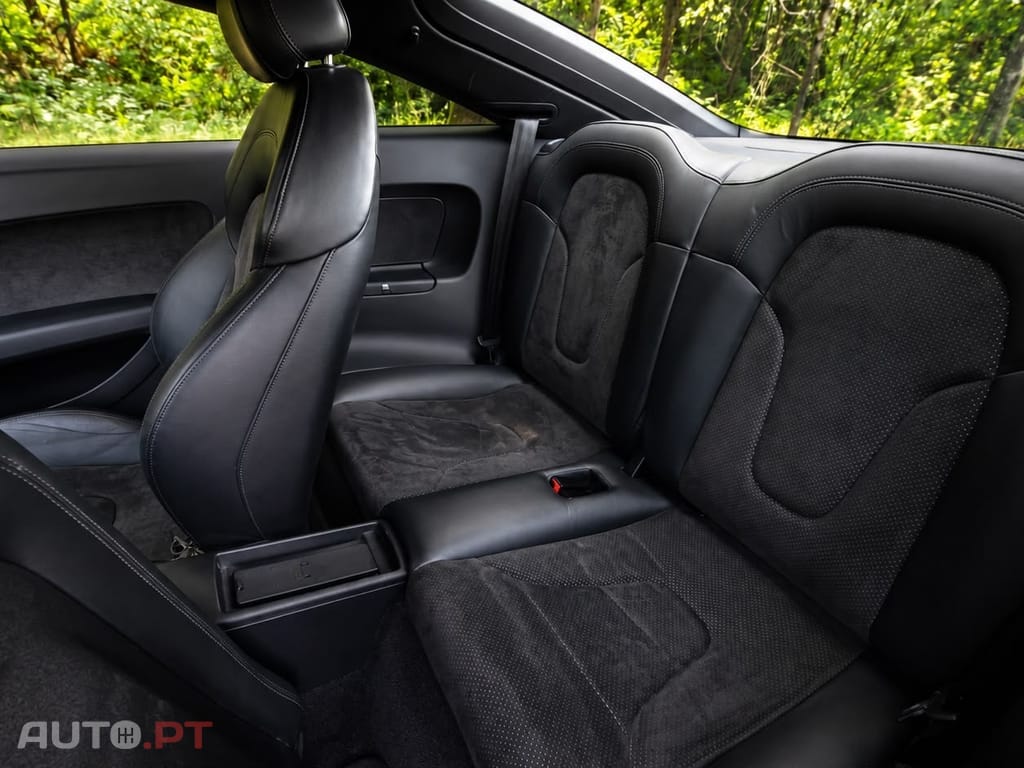 Audi TT 2.0 TDI quattro S-line