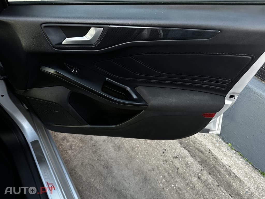 Ford Focus SW 1.0 EcoBoost ST-Line Aut.