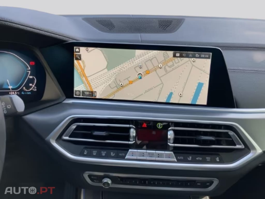 BMW X5 xDrive 45e iPerformance I.V.A DEDUTIVEL