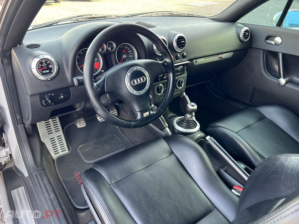 Audi TT TURBO