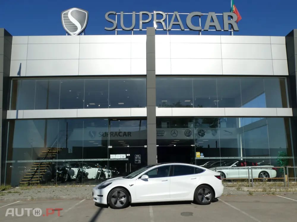 Tesla Model 3 Standard Range Plus RWD