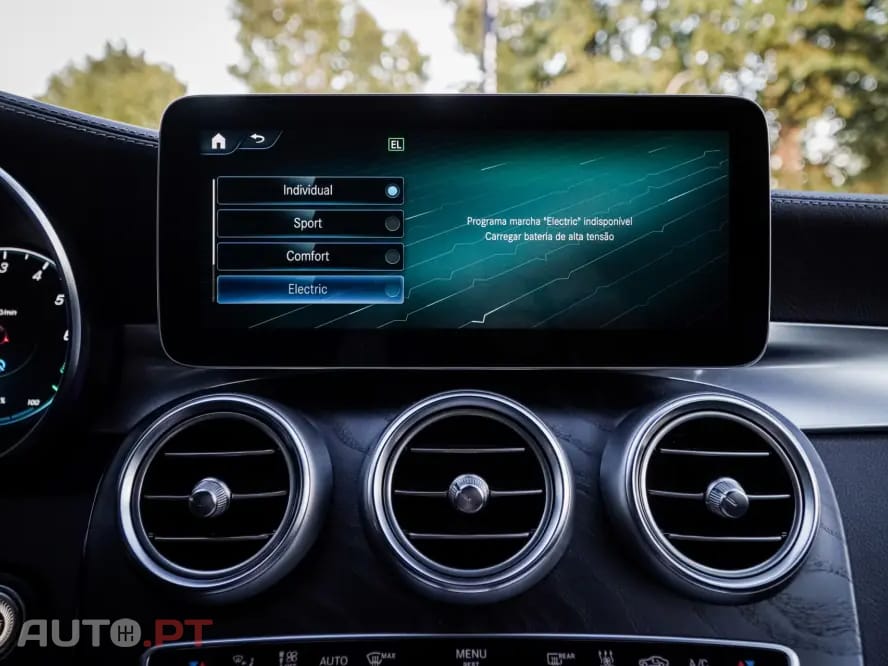 Mercedes-Benz GLC 300 de Coupe 4Matic 9G-TRONIC AMG Line