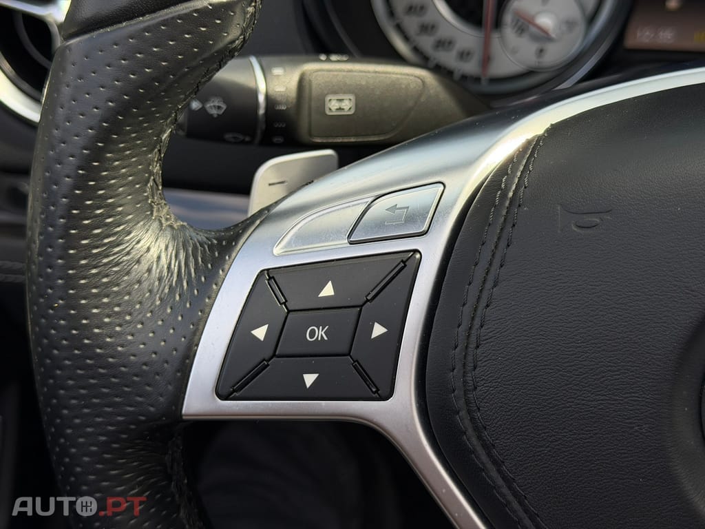 Mercedes-Benz SL 350 Standard