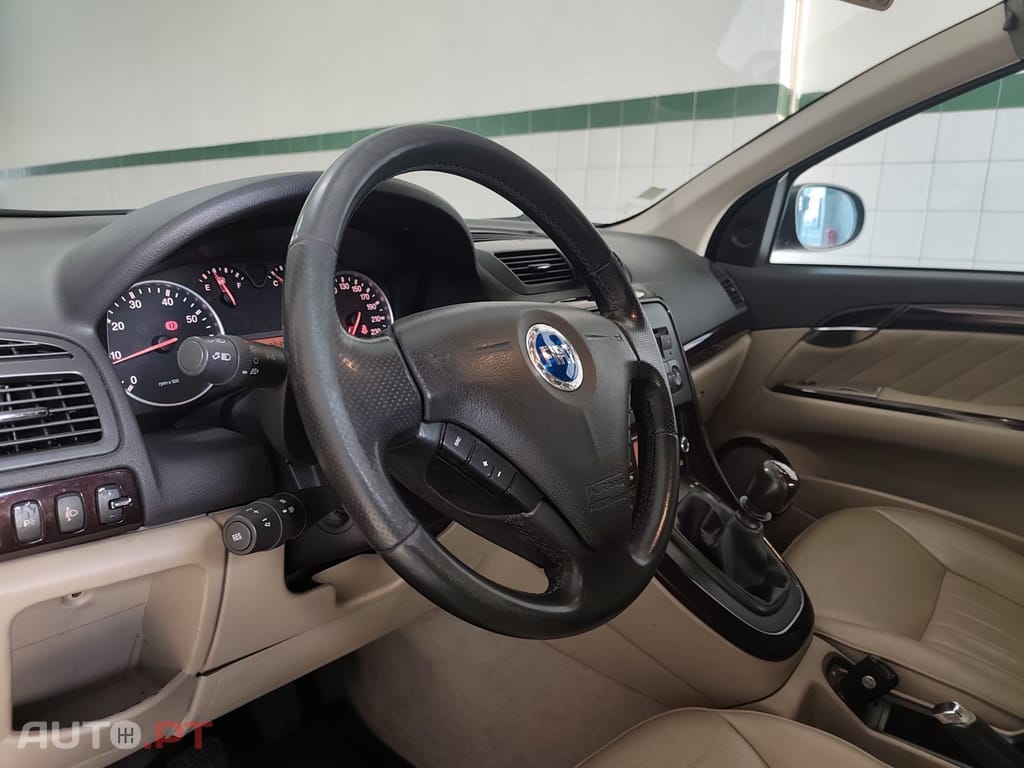 Fiat Croma 1.9 M-Jet Emotion