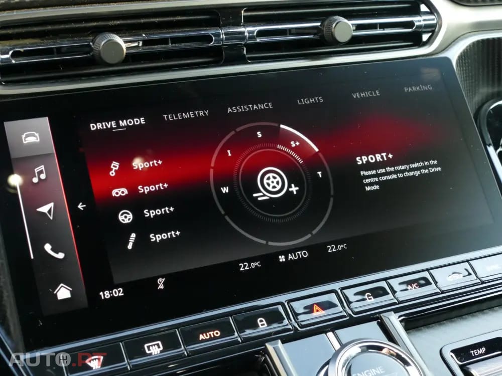 Aston Martin Vantage Coupé V8