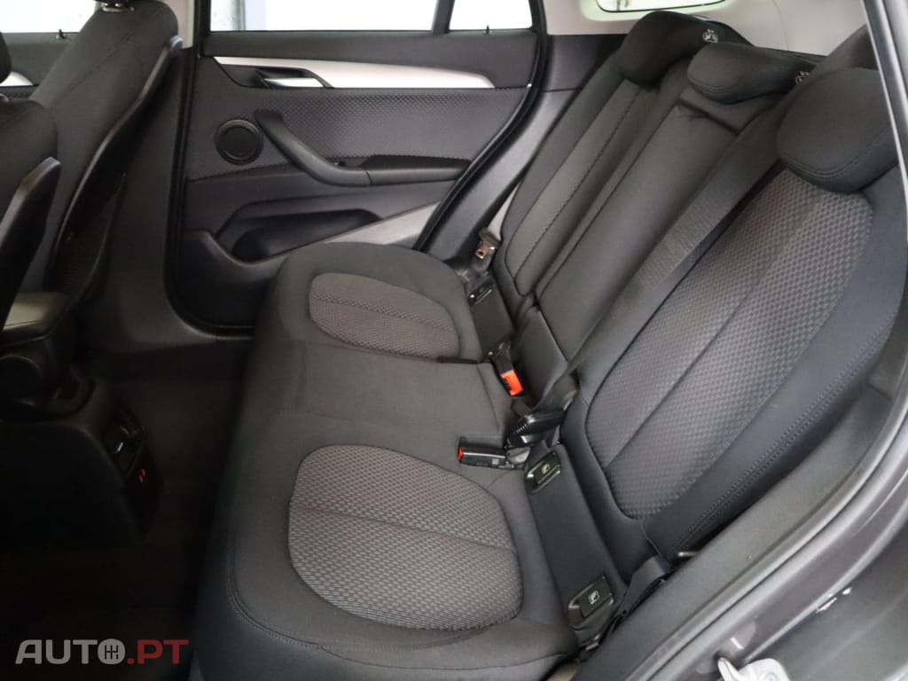 BMW X1 xDrive25e