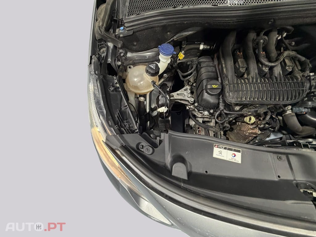 Peugeot 2008 1.2 Business