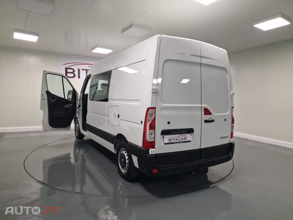 Renault Master 2.3 dCi L2H2 3.5T