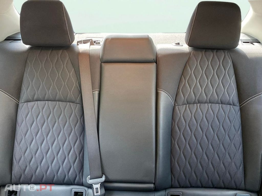 Toyota Corolla SD 1.8 Hybrid Luxury