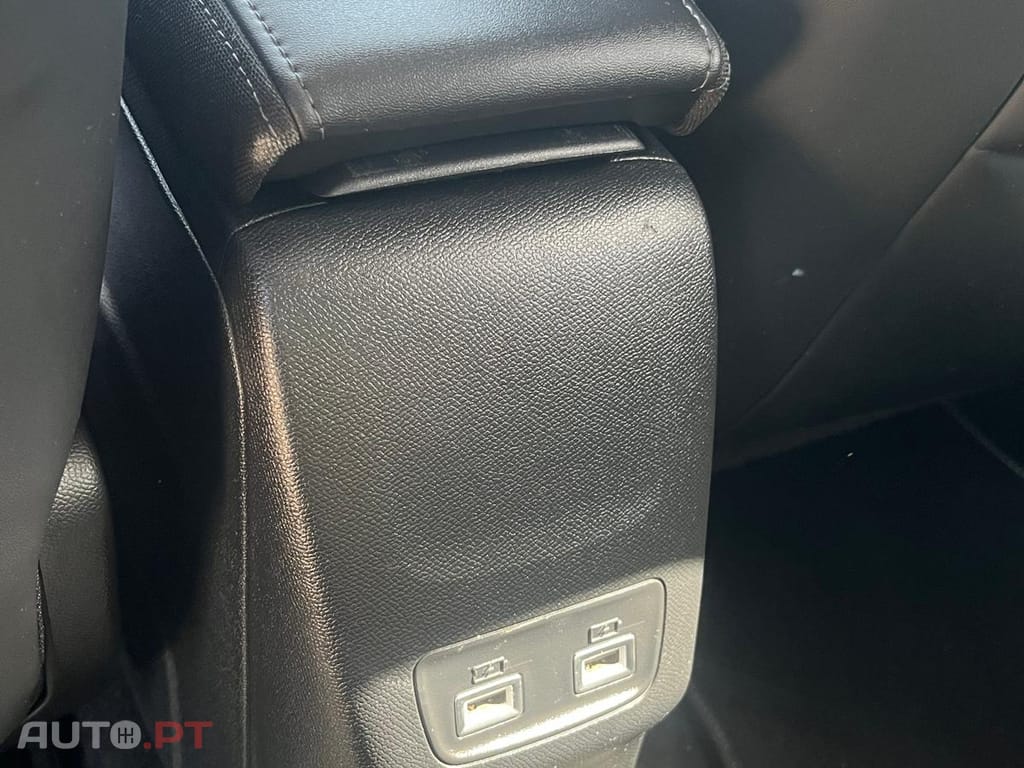 Peugeot 2008 1.2 PureTech Allure